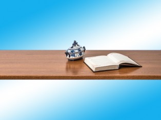 Золотой дуб матовый Moeller